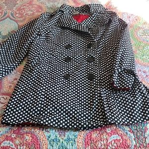Cute polka dot coat for spring 🌸 lined with red
